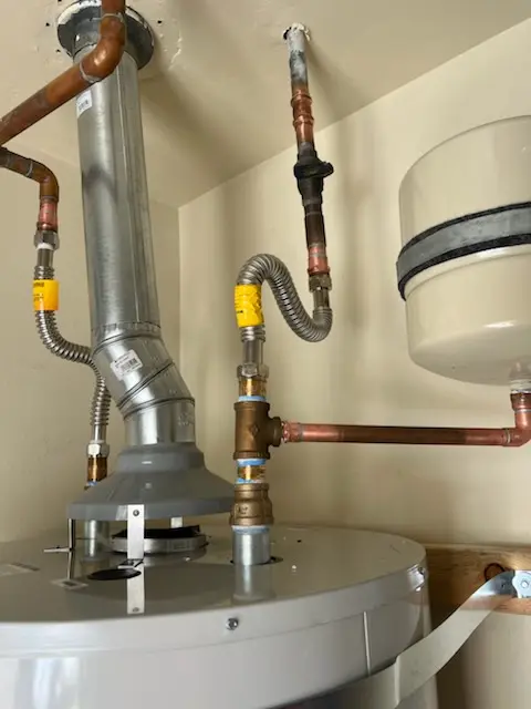 Water heater installation and plumbing repair in Richlandtown